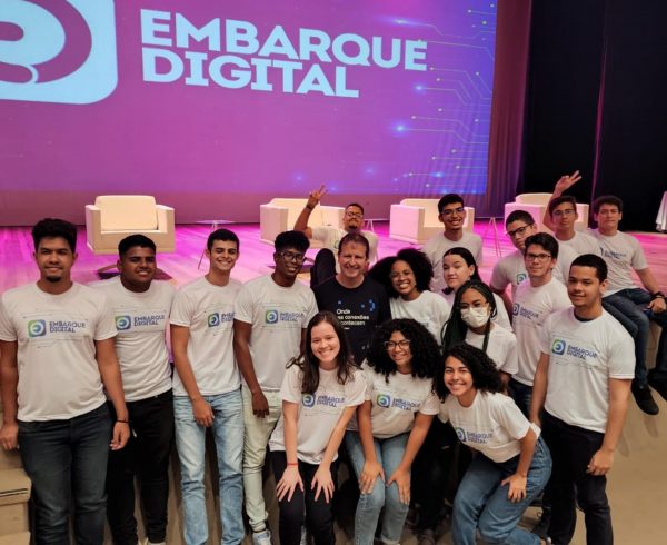 Estudantes participam de Aula Magna da 3ª edição do Embarque Digital