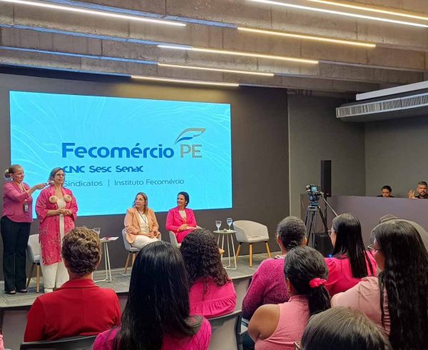 Sistema Fecomércio-PE promove palestra sobre o câncer de mama